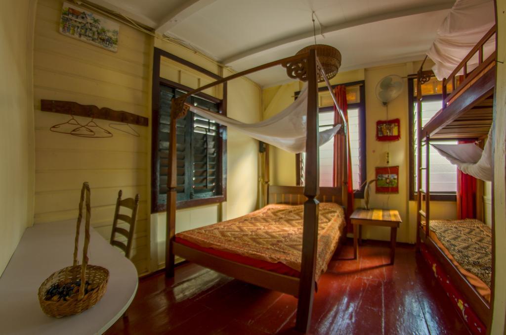 Guesthouse Un Pied-A-Terre Paramaribo Exterior foto
