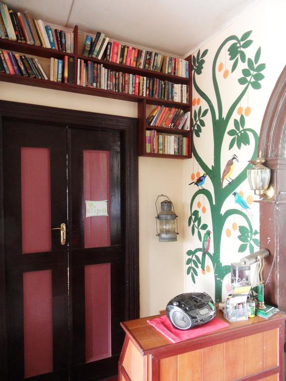 Guesthouse Un Pied-A-Terre Paramaribo Exterior foto