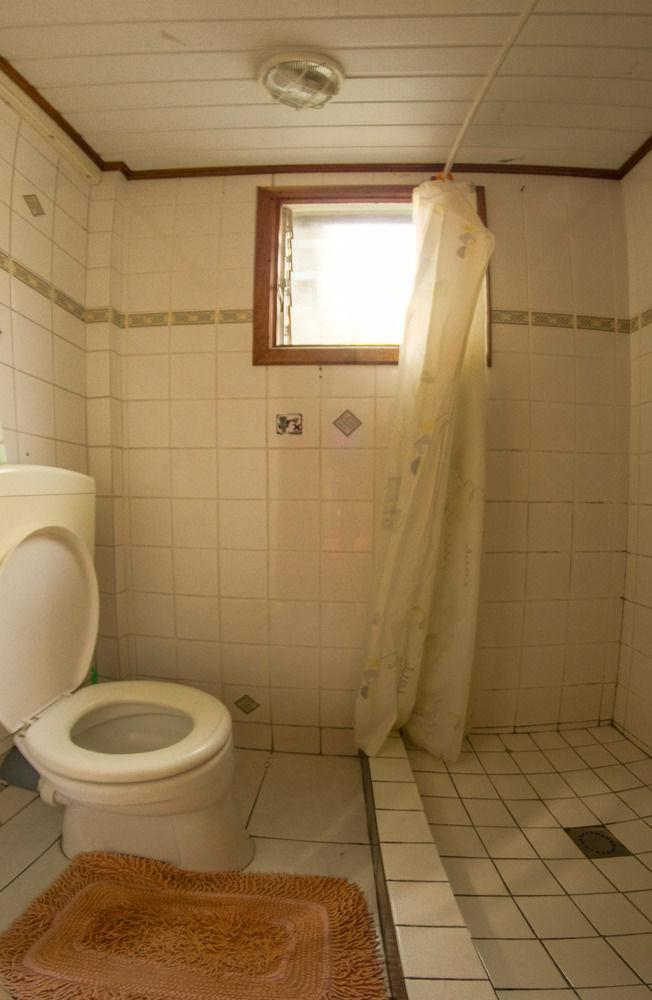 Guesthouse Un Pied-A-Terre Paramaribo Exterior foto